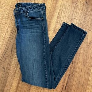 Just Black / Size 31 / Skinny Jeans.